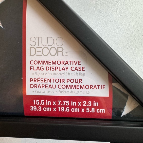 Black Commemorative Flag Case by Studio Décor - Picture 2 of 5